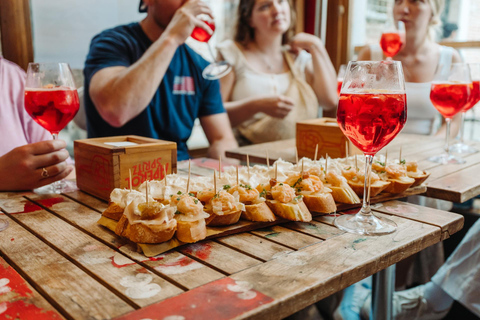 Venice: Evening Cicchetti & Wine Tour with Generous Tastings Private Venice at Sunset: Cicchetti, Food & Wine Tour