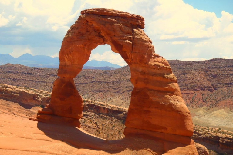 Arches & Canyonlands National Parks – 4×4 Full Day Arches & Canyonlands National Parks 4×4 Full Day
