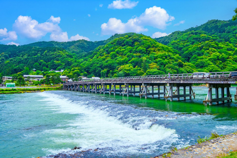 One-way Bus: From Takayama to Kyoto via Shirakawago