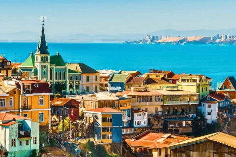Volle Farben: Valparaíso und Viña del MarParque Arauco Treffpunkt 08:45 AM