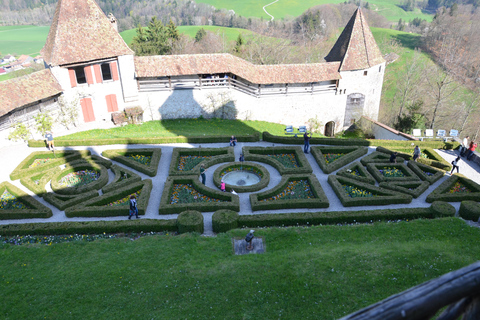 Från Montreux, Bern eller Fribourg : Gruyères-regionen TUR