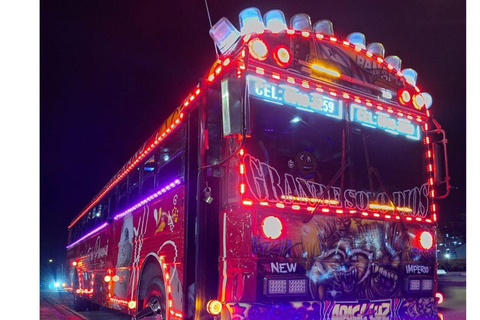 Panama City: Chiva Parrandera Tour with Open Bar and Crossover Music Panama City: Rumba at Chivas Parranderas