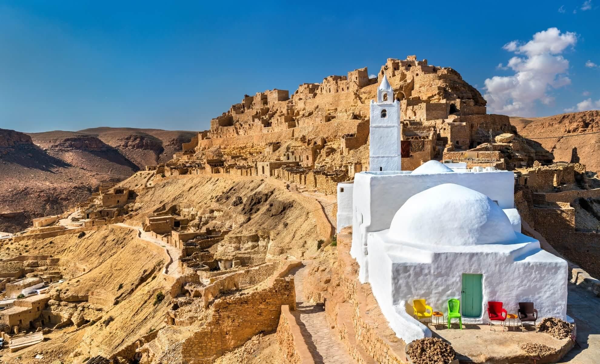 Von Djerba aus: Tag in der Sahara-Oase Ksar Ghilane