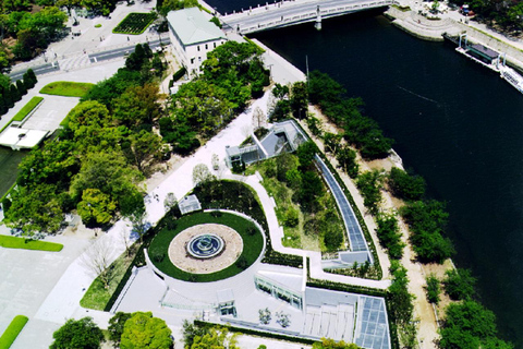 Tour a piedi di gruppo dei punti salienti della storia di Hiroshima