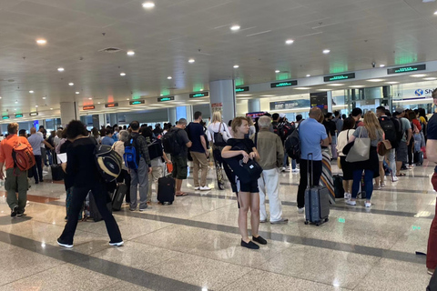 Desde el aeropuerto de Ho Chi Minh Llegada internacional por vía rápida