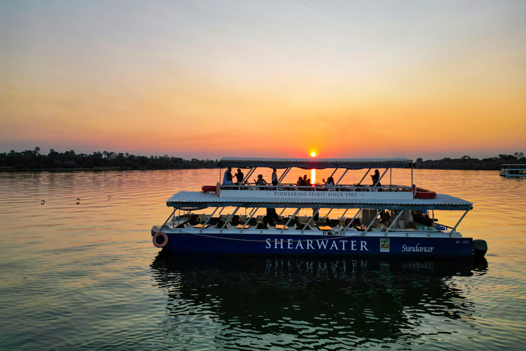 Victoriafälle: Sonnenuntergangs-Kreuzfahrt mit 2 Sturmtaucher-Aktivitäten