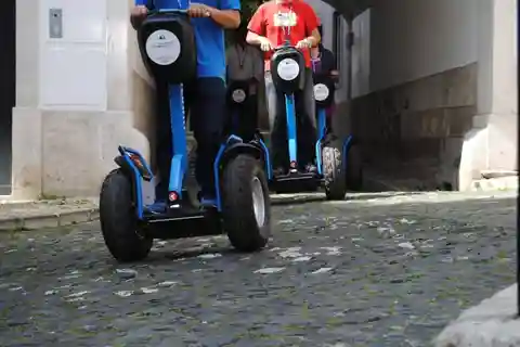 Lisbon: 2 Hour Private Segway Streets of Fado