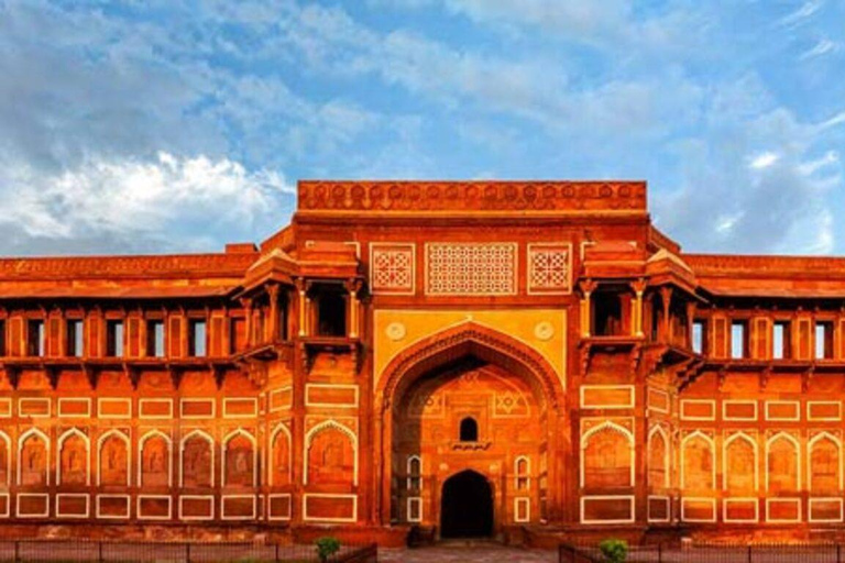 Full-day tour of Agra with Fatehpur Sikri from Delhi