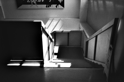 Tbilisi: Photo Walk Tour with Soviet Modernism