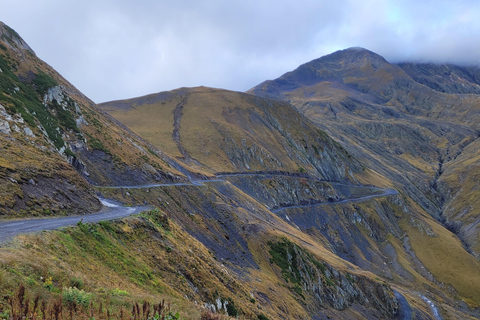 تبليسي: جولة جبال توشيتي لمدة 3 أيام مع وجبات الطعام والفندق