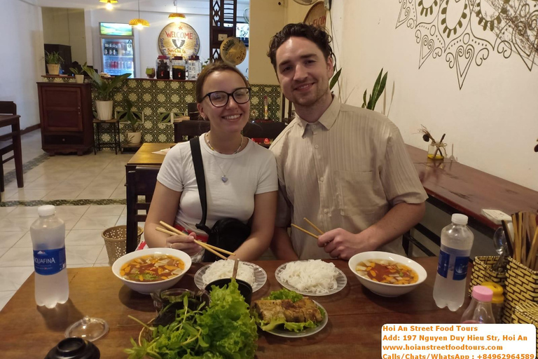 Hoi an food tour with 8 different street food tasting