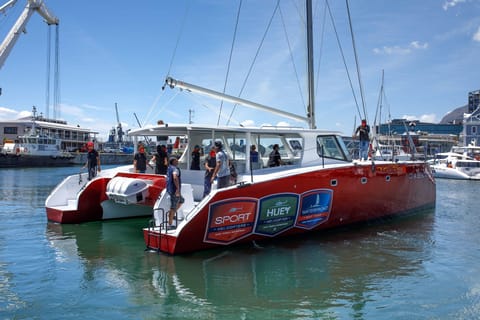 Sunset Boat Cruise - Waterfront Cape Town (Hotel pickup incl.)