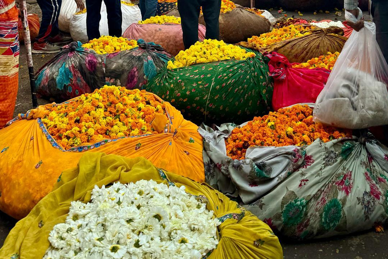 &quot;Jaipur&#039;s Living Heritage: A Walk Through Time&quot;Jaipur By Walk: Flower Market, Temples &amp; Royal Landmarks