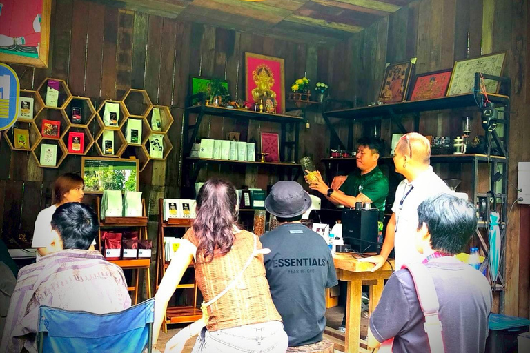 Chiang Mai: Thepsadet Village Coffee Tour with Transfer