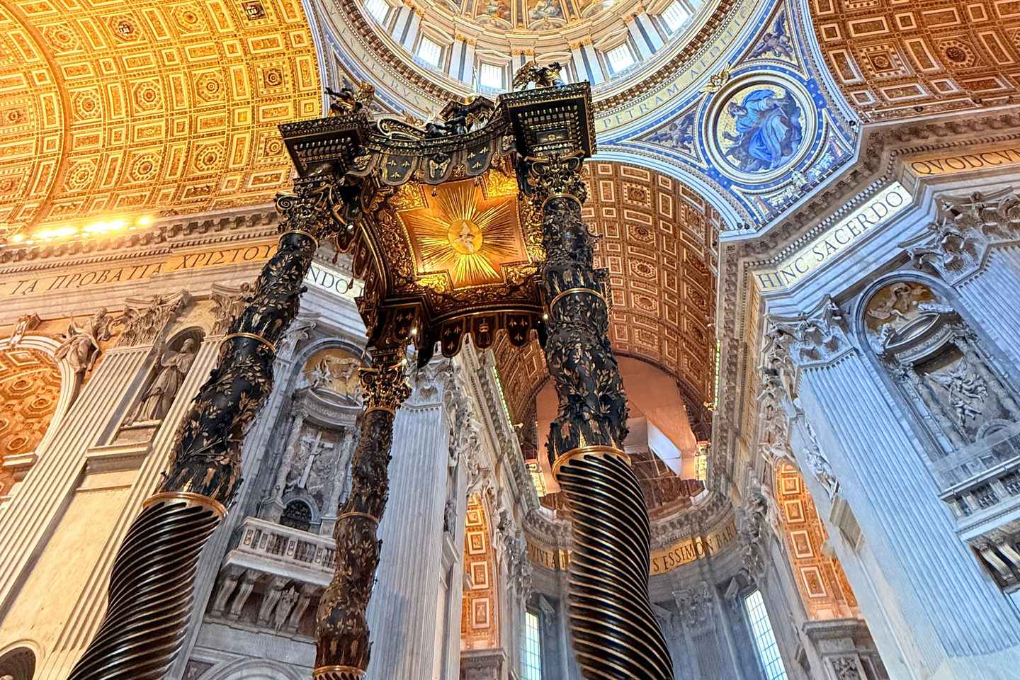 Rome: St. Peter's Basilica Underground Tour with Dome Climb