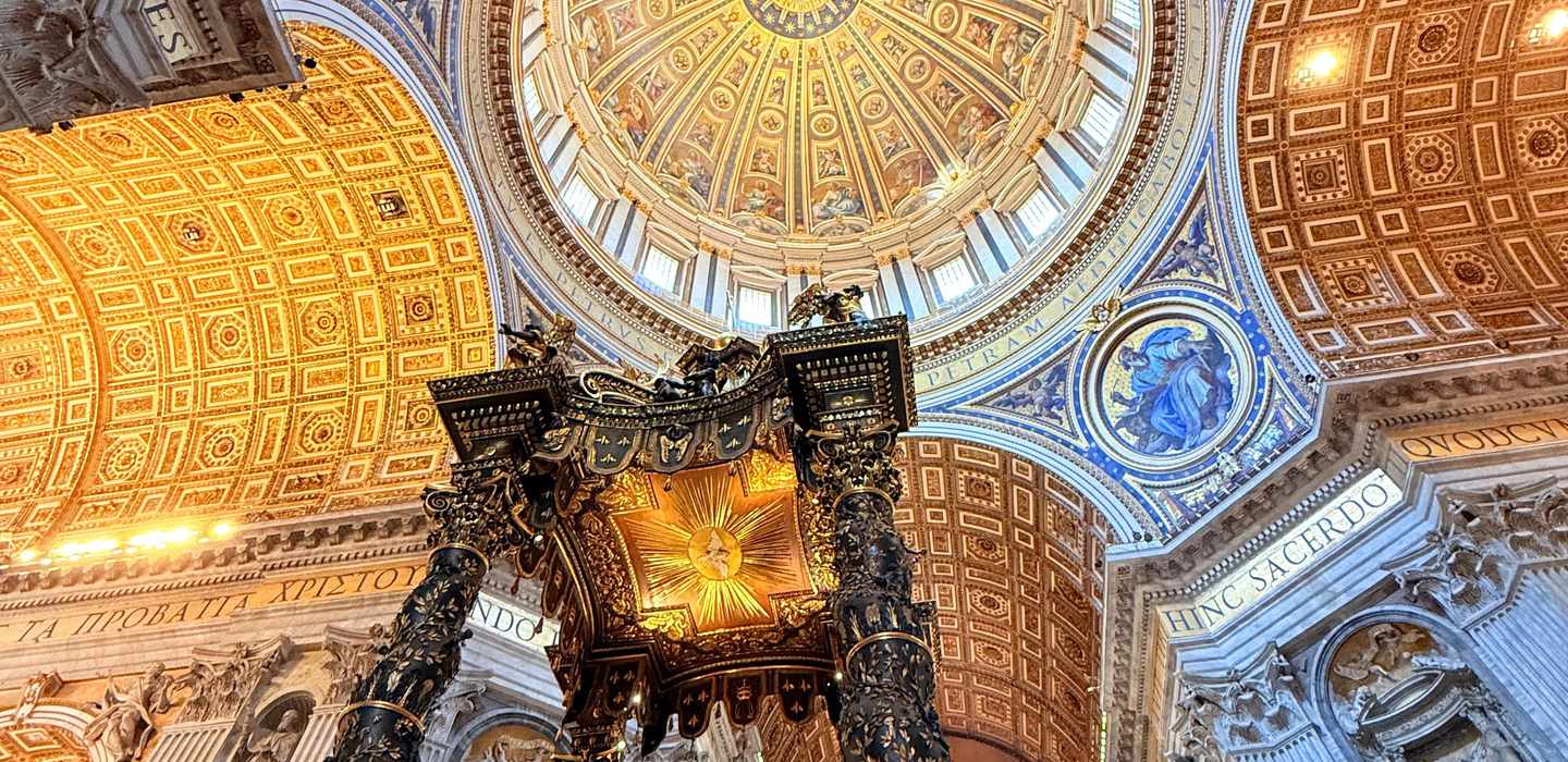 Rom: Tour durch die Unterwelt des Petersdoms mit Besteigung der Kuppel Rom: Tour durch die Unterwelt des Petersdoms mit Besteigung der Kuppel