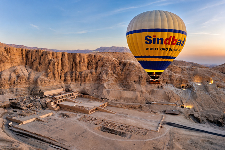 Luxor: Sunrise Hot-Air Balloon Flight with Pickup Comfort Sunrise Hot-Air Balloon Flight over Luxor