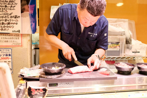 Tokio: Poznaj targ Tsukiji z lokalnym przewodnikiem (DE&amp;ENG)