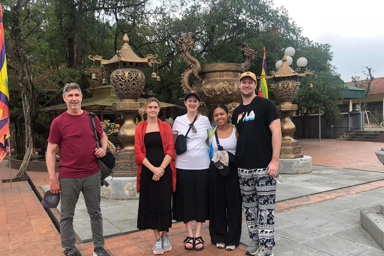 Hanoi: Parfümpagode mit Bootsfahrt oder Lotus-SeidendorfPrivate Tour: Parfümpagode, Lotus-Seidendorf und Weihrauch