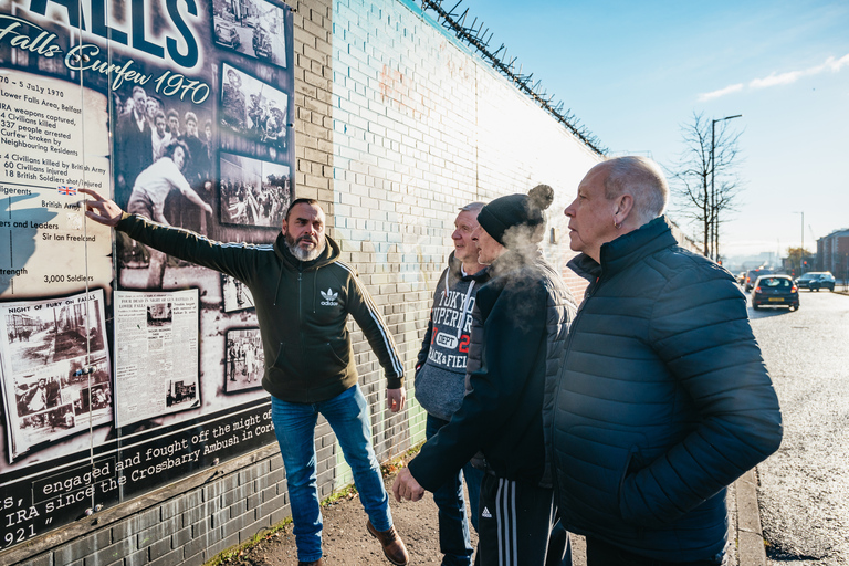 Belfast: 1,5 timmars privat rundtur i staden med muralmålningar