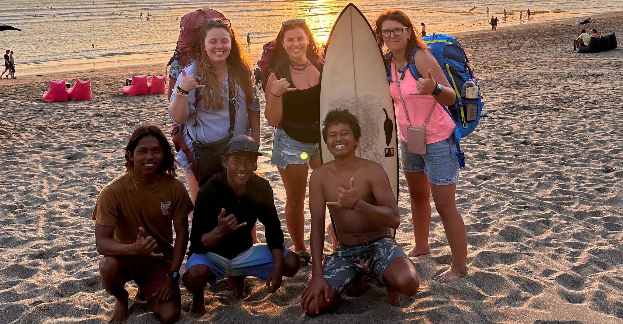 Canggu, corso di surf di 3 giorni con istruttore certificato ISA - Hizvo