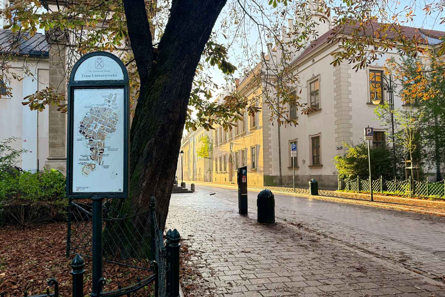 Krakow: Old Town Walking Tour