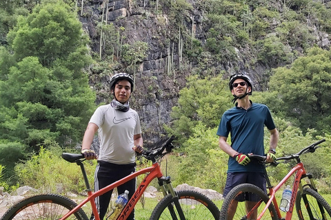 Oaxaca: Tour di 1 giorno del Canyon di Ejutla in biciclettaPrezzo a partire da 8 persone