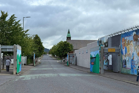 Official World Famous Belfast Taxi Tour™