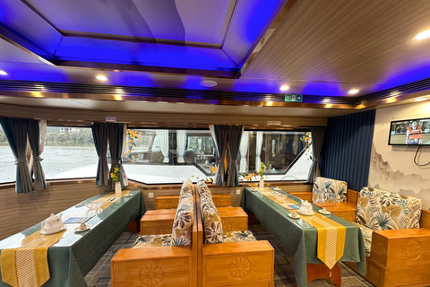 Guilin: Li River Osmanthus-Themed Cruise with Pickup Upper Deck of the Osmanthus-Themed Cruise Ship