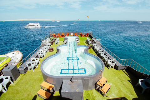 Hurghada: Luxury Catamaran Semi Submarine & Island & Sunset Luxury Catamaran Island With Private Transfer