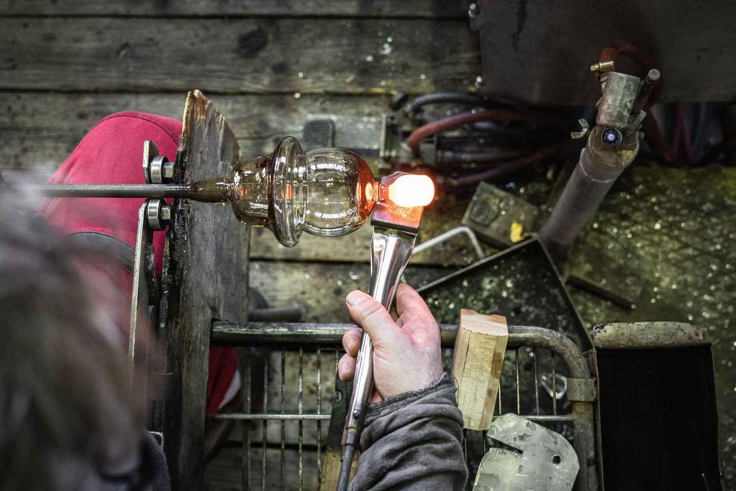 Karlovy Vary: Moser Glassworks Tour with Museum Entry