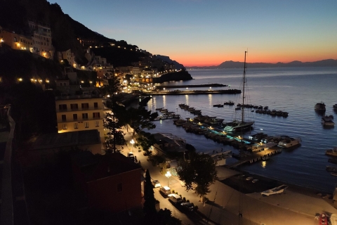 Z Neapolu: prywatna wycieczka po wybrzeżu Amalfi z kierowcąWybrzeże Amalfi: prywatna wycieczka z kierowcą