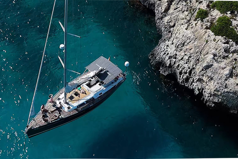 Portocolom, Mallorca: Exclusive Sunset Sailing Trip.