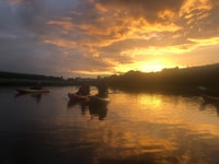 Trip de kayak de Donegal, Sunset sur le lac Dunlewey - Housity