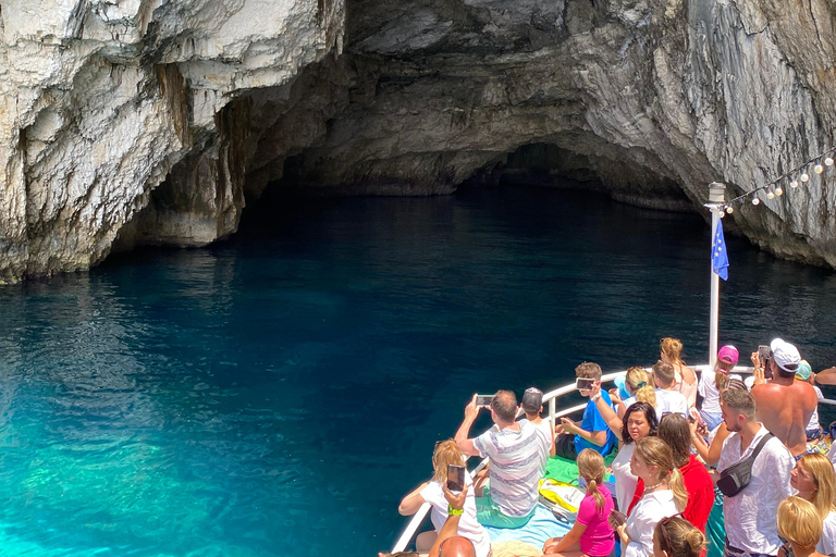 Parga: Iconic Paxos, Antipaxos & Blue Caves Cruise with Swim