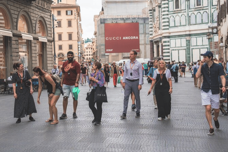 Florencia: Visita guiada a pie en grupo reducidoTour guiado en italiano