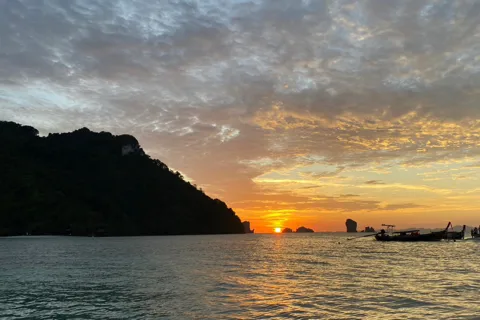 Krabi: 4 Islands Sunset Longtail Boat Tour with BBQ Dinner