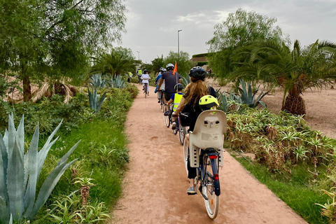 Marrakech Best Guiado City Cycling Tour em inglês ou holandês