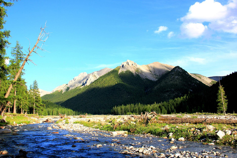 Mongolia: 17-Day Horse Trekking Tour around Khovsgol Lake Mongolia: 10-Day Horse Trekking Tour around Khovsgol Lake