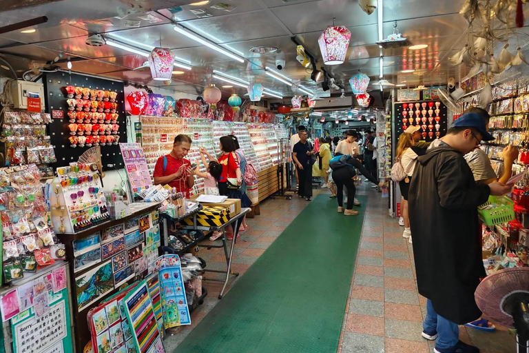 From Taipei: Jiufen & Shifen Private Day Trip with Driver