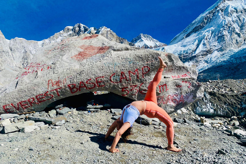 Katmandú: Trekking con vistas al Everest, pueblos y monasterios