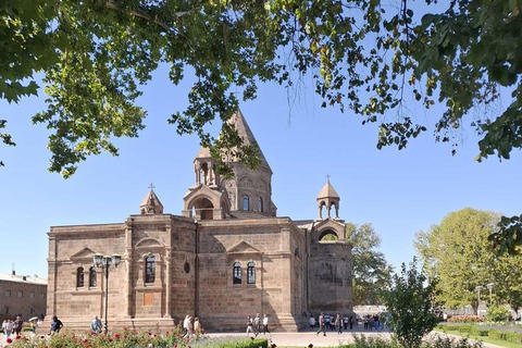 2 Countries in 1 Day:From Tbilisi to Armenia-Sevan & Yerevan