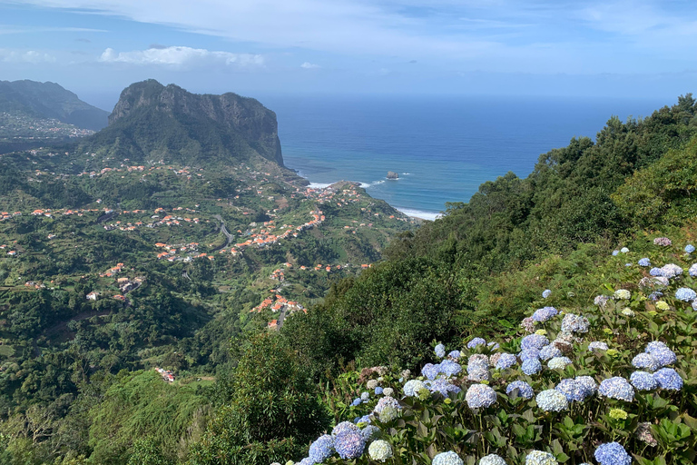 Excursión Este: Excursión clásica en jeep al Este de Madeira - Santana