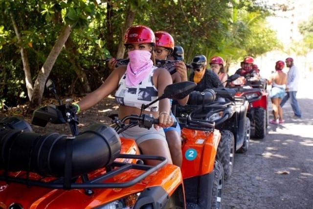 Cozumel: ATV 4x4 Extreme Route + Sabores de Cozumel
