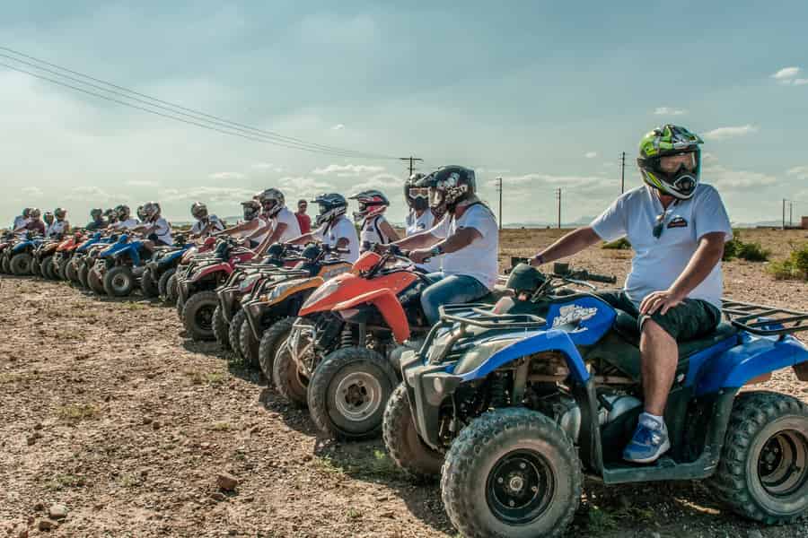 2 Stunden mit dem Quad durch Wüste und Palmenhain + Zugang zum Swimmingpool. Foto: GetYourGuide 2 Stunden mit dem Quad durch Wüste und Palmenhain + Zugang zum Swimmingpool. Foto: GetYourGuide