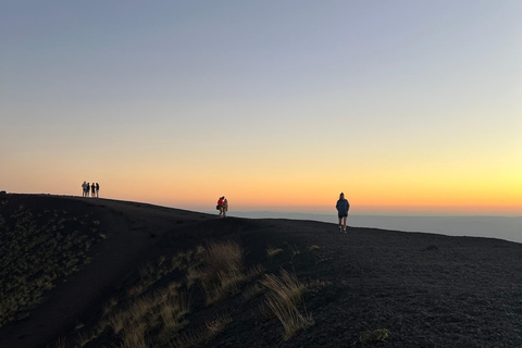 COUCHER DE SOLEIL À ETNA : VISITE GUIDÉE D'ETNA AVEC PRISE EN CHARGE DEPUIS CATANE
