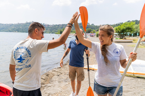 Rome: Castel Gandolfo Kayak &amp; Swimming Lake Tour with Pizza