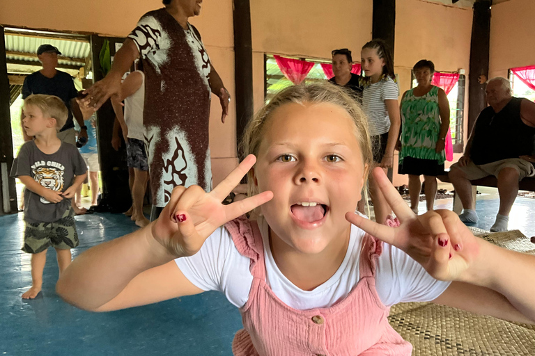 Sigatoka: crucero por el río y visita al valle Salad BowlSigatoka: crucero por el río y excursión al Valle de las Ensaladeras