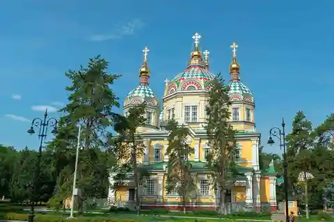 Stadtführung in Almaty mit individueller Führung