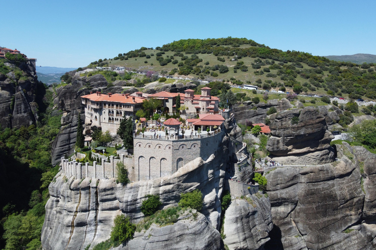From Thessaloniki: Meteora Day Trip- Small Group